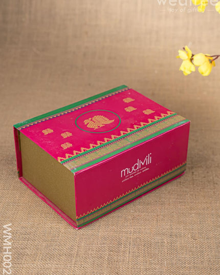 Gift Hamper - Manai with Ganesha Pooja Mandir and Fridge Magnet - WMH0024 - Hampers
