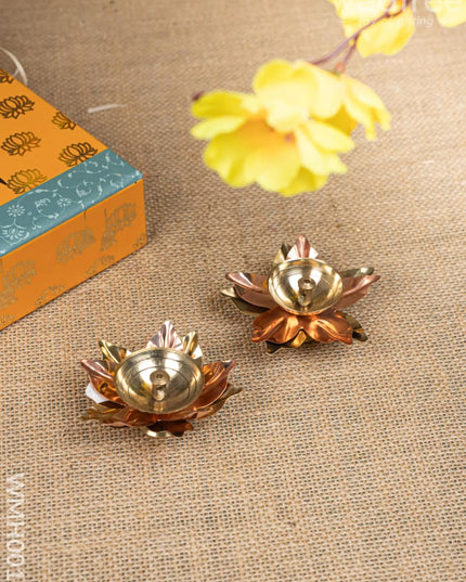 Gift Hamper - Meenakari Tray with Lakshmi Idol Foil Card and Flower Diya - WMH0017 - Hampers