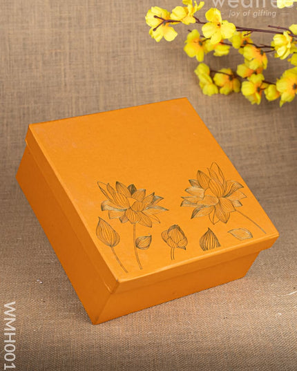 Gift Hamper - Metal Tray with Candle Holder and Crystal Diya - WMH0012 - Hampers