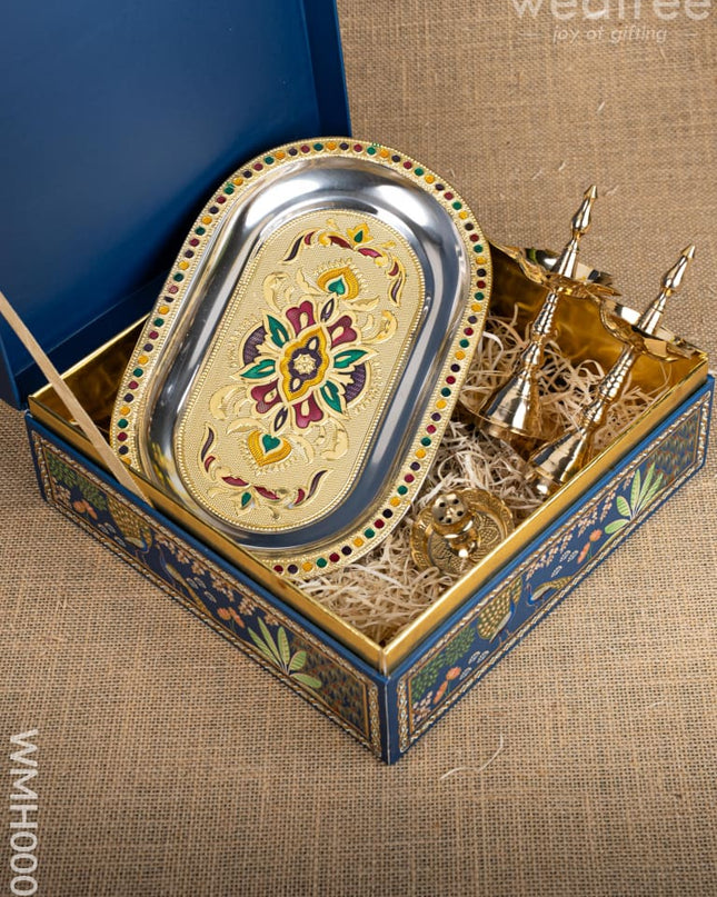 Gift Hamper - Oval Plate with Kerala Diya and Agarbathi Stand - WMH0001 - Hampers