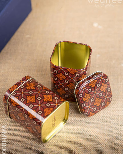 Gift Hamper - Tin with Dry Fruits Keychain and Pen - WMH0005 - Hampers