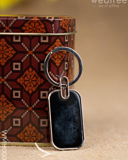 Gift Hamper - Tin with Dry Fruits Keychain and Pen - WMH0005 - Hampers