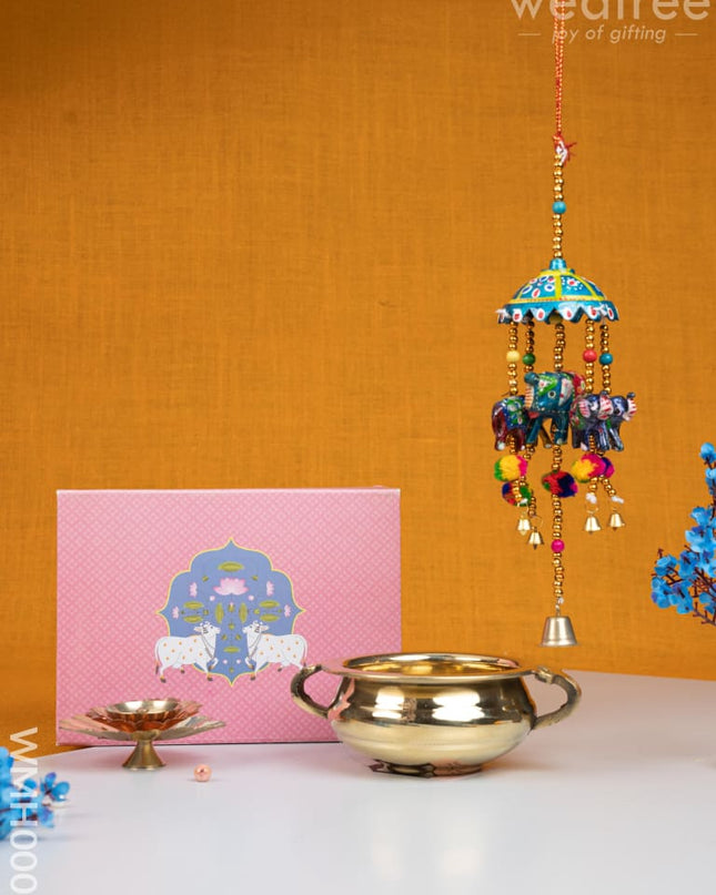 Gift Hamper - Urli with Thoran and Flower Diya - WMH0004 - Hampers