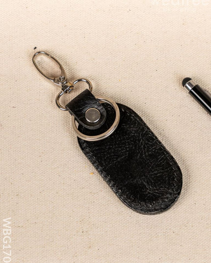Gift Set - Leather Keychain with Pen - WBG1703 Keychains & Sockets