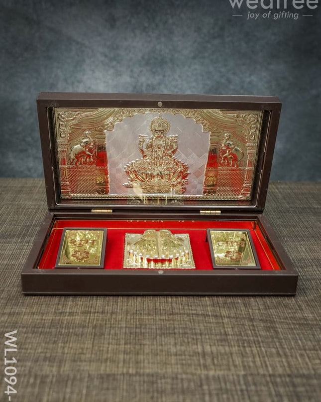 Gold Plated Prayer Box Large - Wl1094 Lakshmi Paduka