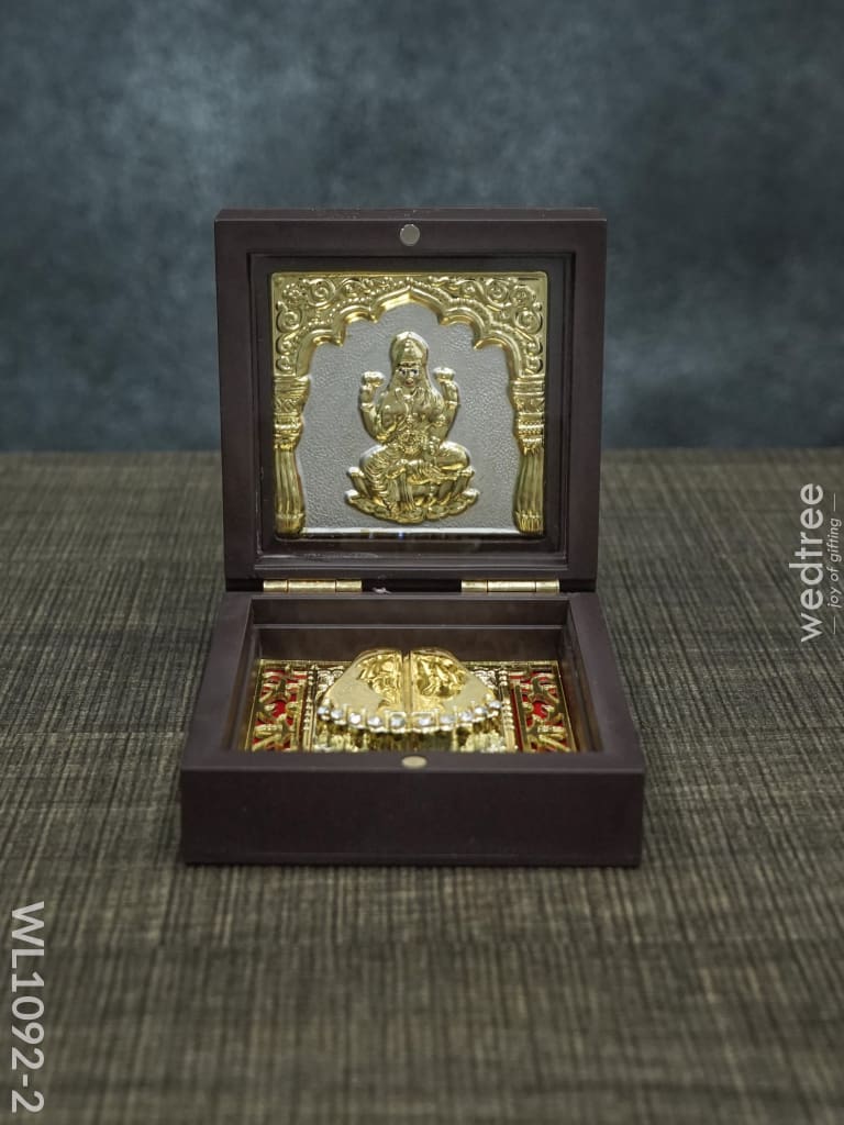 Gold Plated Prayer Box Mini - Wl1092 Lakshmi Paduka