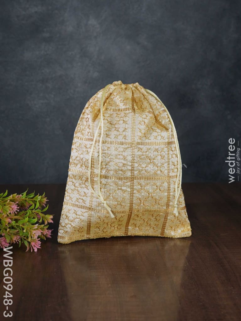 Golden Embroidary String Bag - Wbg0948 Bags