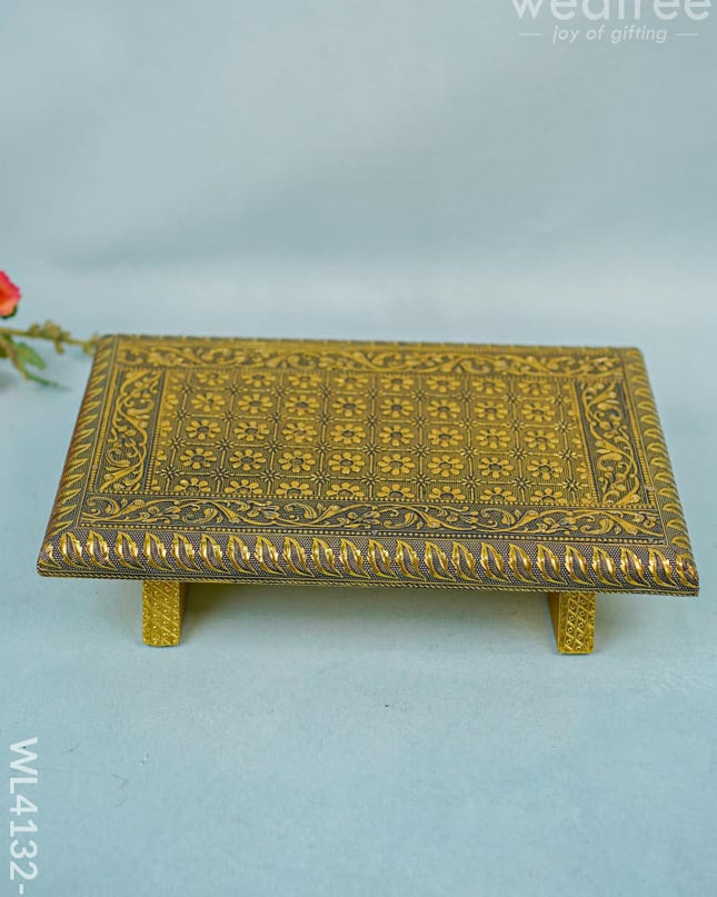 Golden Meenakari Manai (15 X 10) - Wl4132-2 Bajots &