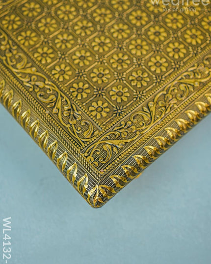 Golden Meenakari Manai (15 X 10) - Wl4132-2 Bajots &