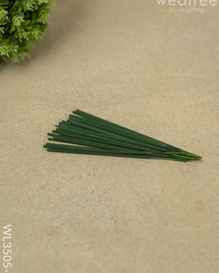 Blue Pottery Diffuser Candle Holder With Lemon Grass Oil And Incense Sticks - Wl3505-3 Candles &