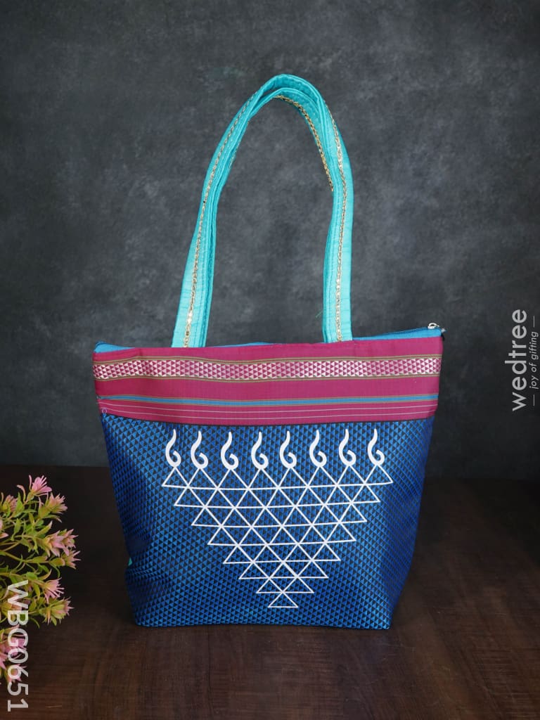 Hand Bag With Kolam Design - Wbg0651 Bags