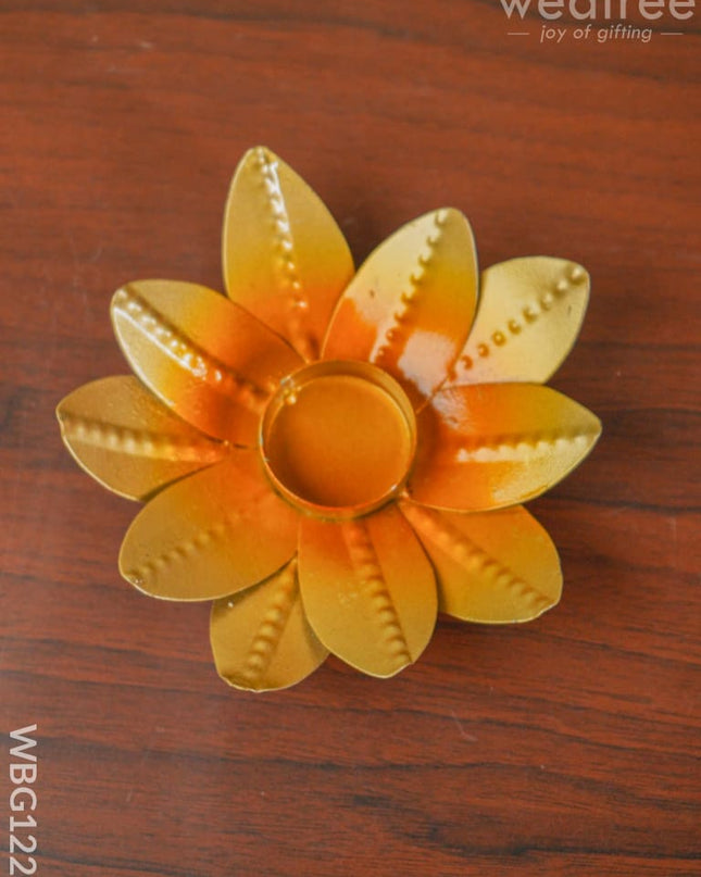 Handpainted Lotus T Light Holder - Wbg1220 Diyas & Candle Holders