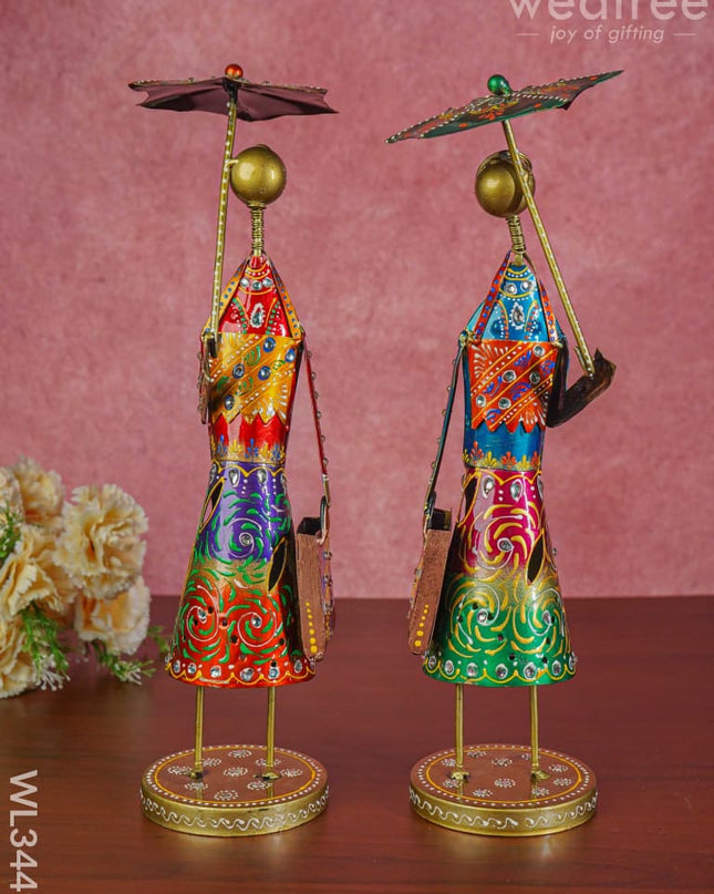 Hand Painted Women Show Piece - Wl3449 Metal Decor Showpiece