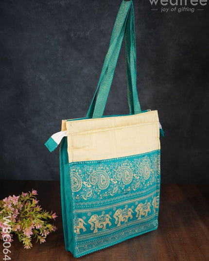 Handbag With All Over Elephant And Floral Prints (14 X 12 1.5) - Wbg0643 Hand Bags