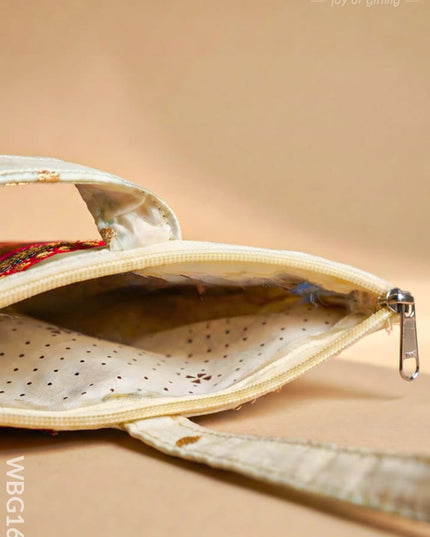 Handbag with Paithani Design - WBG1610 - Hand Bags