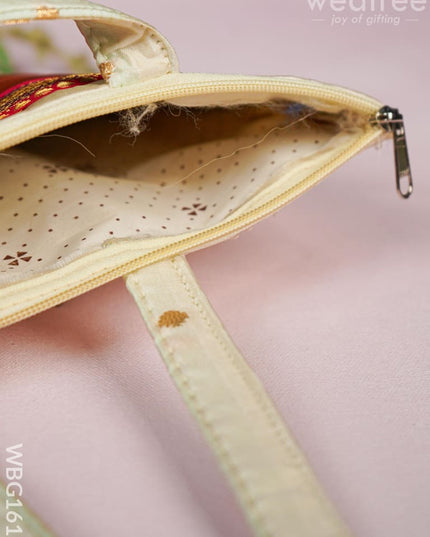 Handbag with Paithani Design - WBG1610 - Hand Bags