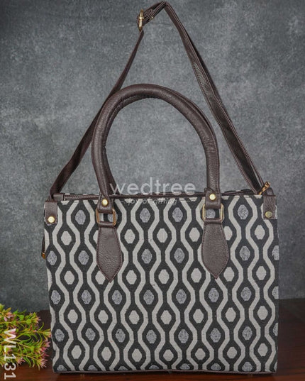 Jacquard Hand Bag With Leather Base & Handle - Wl1311 Regular Handbags