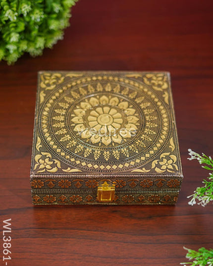 Jewel Box With Floral Design And Attached Mirror - Wl3861 Organizers