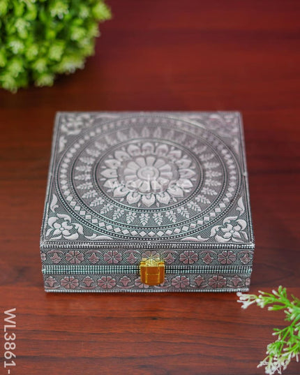 Jewel Box With Floral Design And Attached Mirror - Wl3861 Organizers