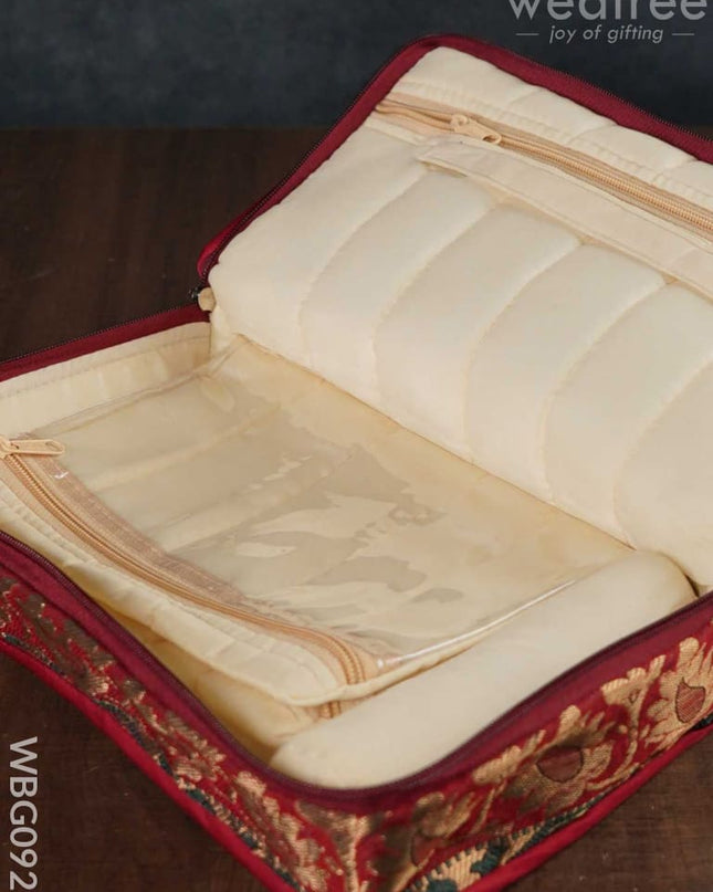 Jewel Organizer With Silk Zari Border - Wbg0925 Jewellery Holders