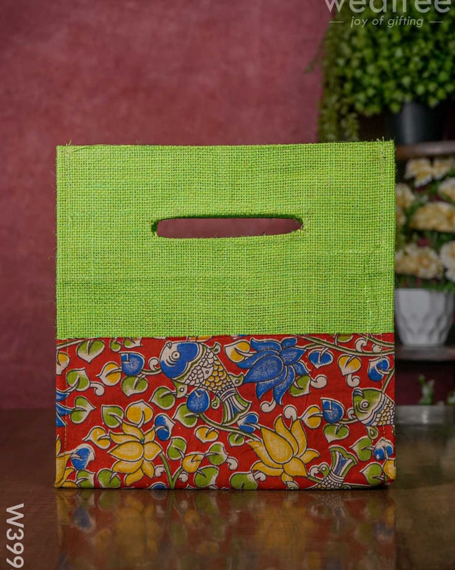 Jute Bag With Kalamkari Fabric- W3994 Bags