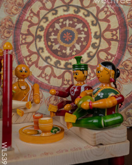 Kondapalli - Marriage Set with Mandapam - 6 inch - WL5399 - Wooden Decor