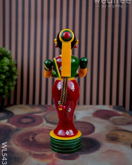 Kondapalli - Welcome Lady with Thambulam - 9 inch - WL5433 - Wooden Decor