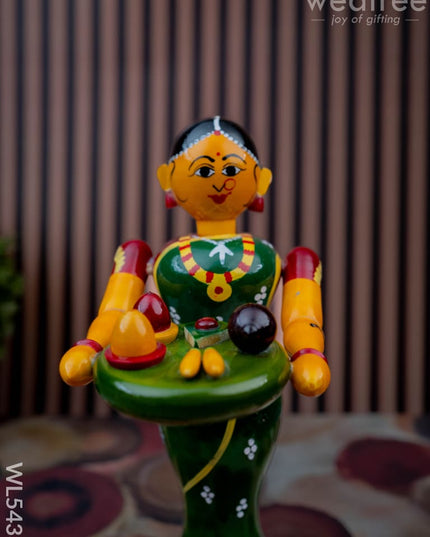 Kondapalli - Welcome Lady with Thambulam - 9 inch - WL5433 - Wooden Decor