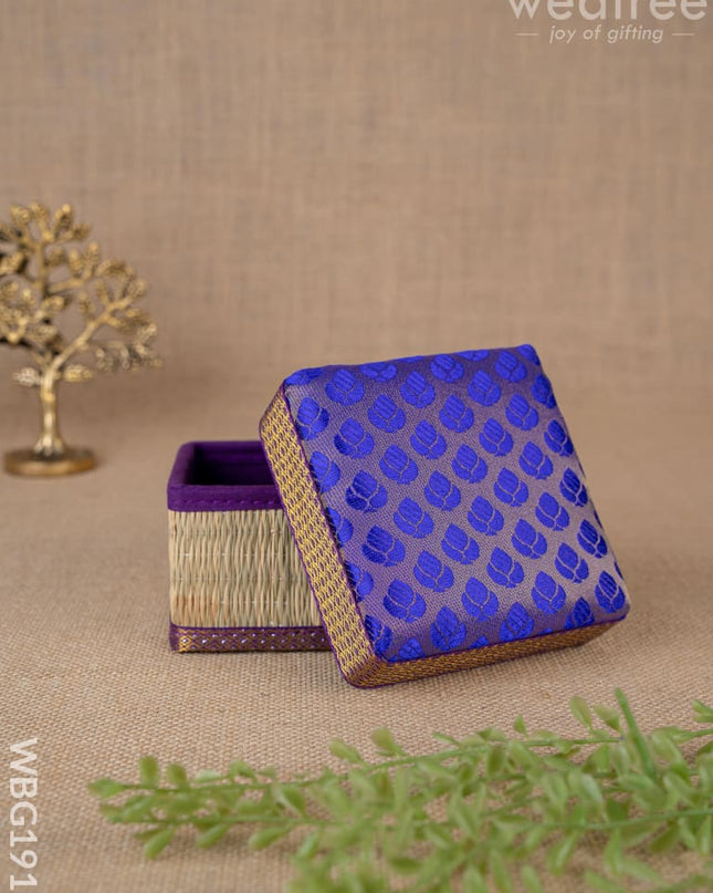 Korai Box - 4x4 inch - WBG1910 - Jewellery Holders RG
