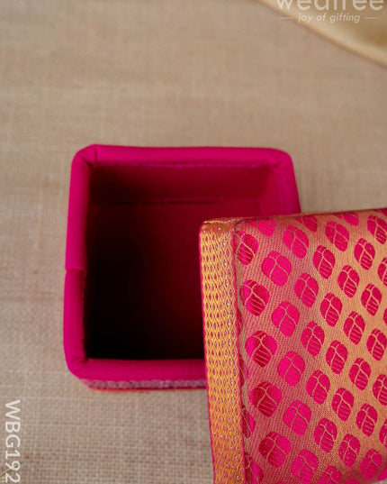 Korai Box - 4x4 inch - WBG1921 - Jewellery Holders RG