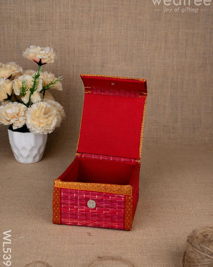 Korai Box with Magnet - 5X5 inch - WL5390 - Wedding Essentials
