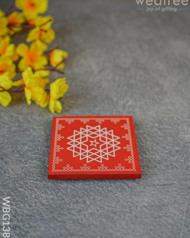 Laminated Manai - Aishwarya Kolam Design - 4 inch x 4 inch - WBG1385 - Manai RG