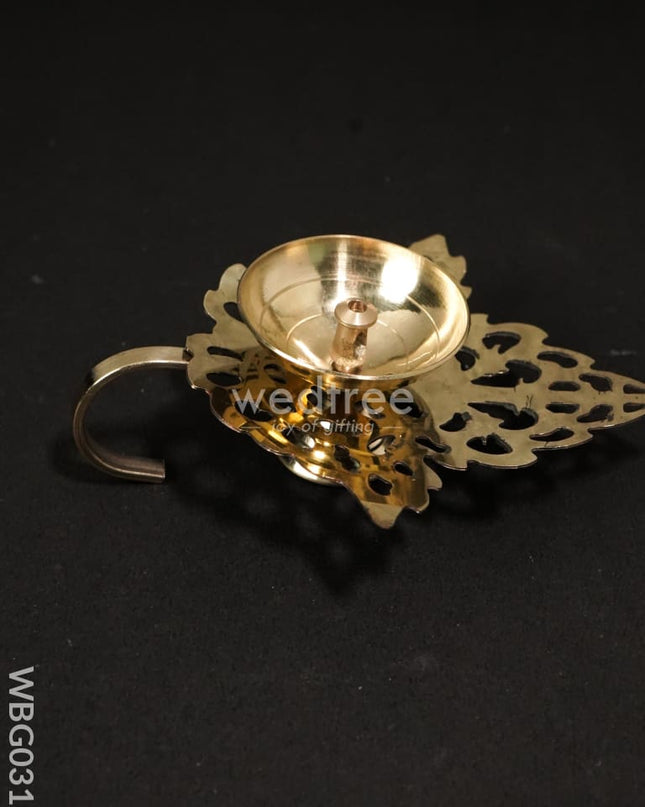 Leaf Base Brass Diya - Wbg0310 Diyas