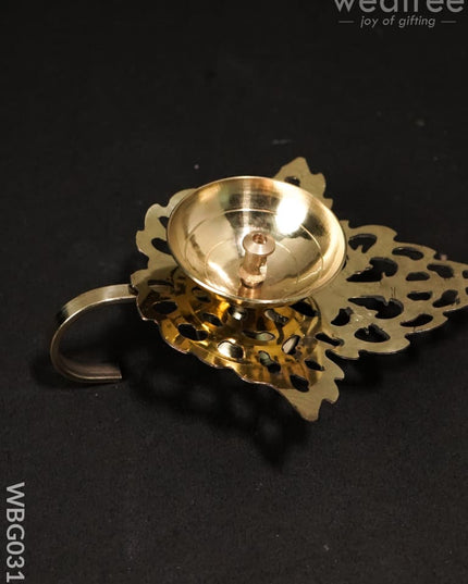 Leaf Base Brass Diya - Wbg0310 Diyas