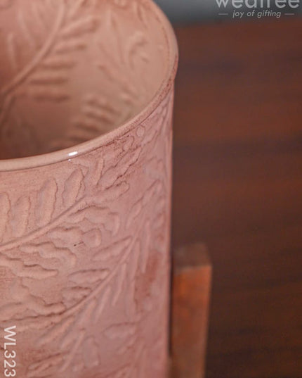 Leaf Imprinted Planter Pot With Wooden Stand - Wl3236 Planters