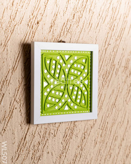 Lippan Art: Rangoli Frame - 7x7 inch - WL5070 Lippan Art