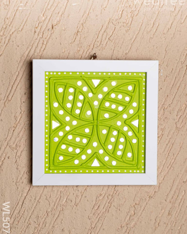 Lippan Art: Rangoli Frame - 7x7 inch - WL5070 Lippan Art