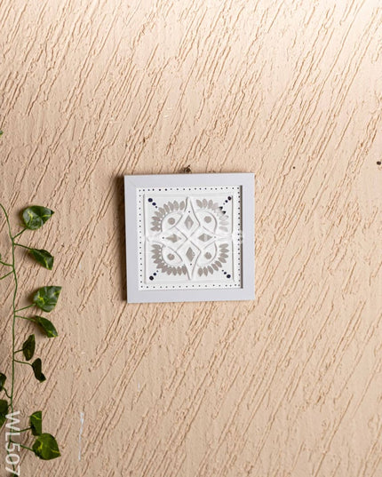 Lippan Art: Rangoli Frame - 7x7 inch - WL5072 Lippan Art