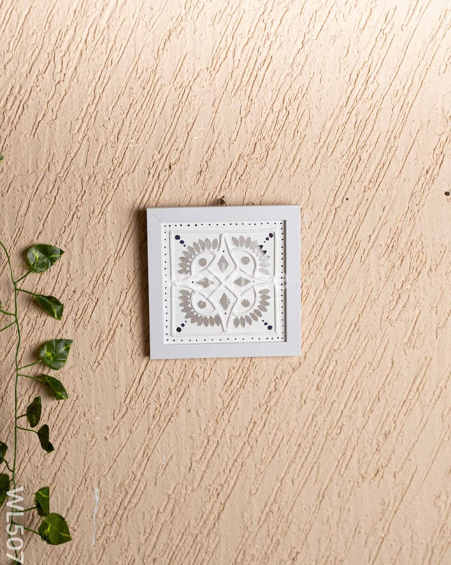 Lippan Art: Rangoli Frame - 7x7 inch - WL5072 Lippan Art