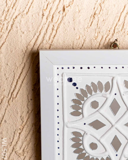 Lippan Art: Rangoli Frame - 7x7 inch - WL5072 Lippan Art