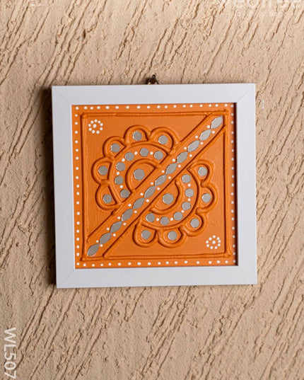 Lippan Art: Rangoli Frame - 7x7 inch - WL5073 Lippan Art