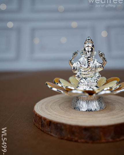 Lord Ganesha on Floral Base - Beige - WL5499-1 - EPNS Gifts