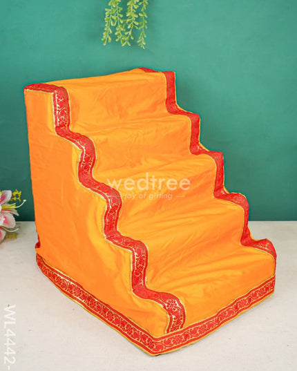 Magnetic 5 Step Brown Golu Padi With Cover - Wl4442 Yellow / Diya