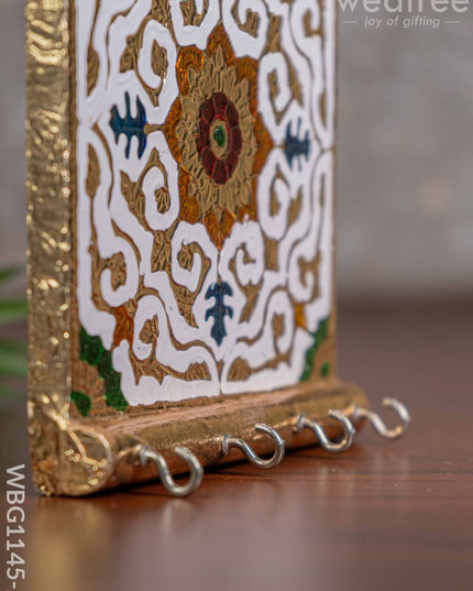 Meenakari Key Hanger - Wbg1145-2 Hangers