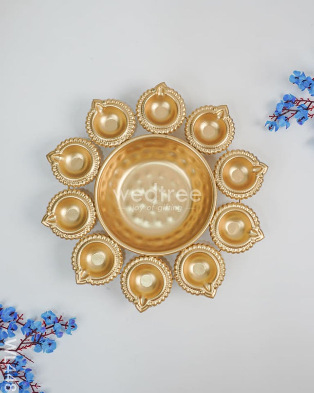 Metal Decor Urli With Diyas - Wl4488