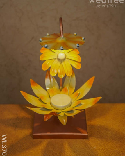 Metal Hand Painted Lotus Lamp - Wl3703 Decor Showpiece