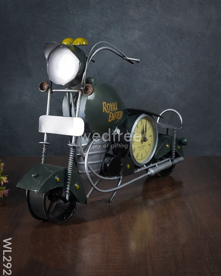 Metal Handpainted Bike With Clock - Wl2924 Decor Showpiece
