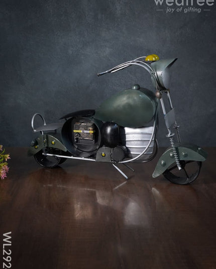 Metal Handpainted Bike With Clock - Wl2924 Decor Showpiece
