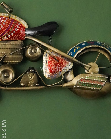 Metal Handpainted Wall Decor With Clock - Wl2583 Hanging