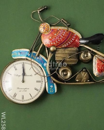 Metal Handpainted Wall Decor With Clock - Wl2583 Hanging